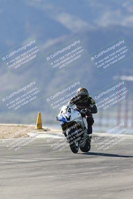 media/Jan-15-2026-Racers Edge (Thu) [[dfebeb70ab]]/3-B Group/Session 1 (Turns 9 and 8)/